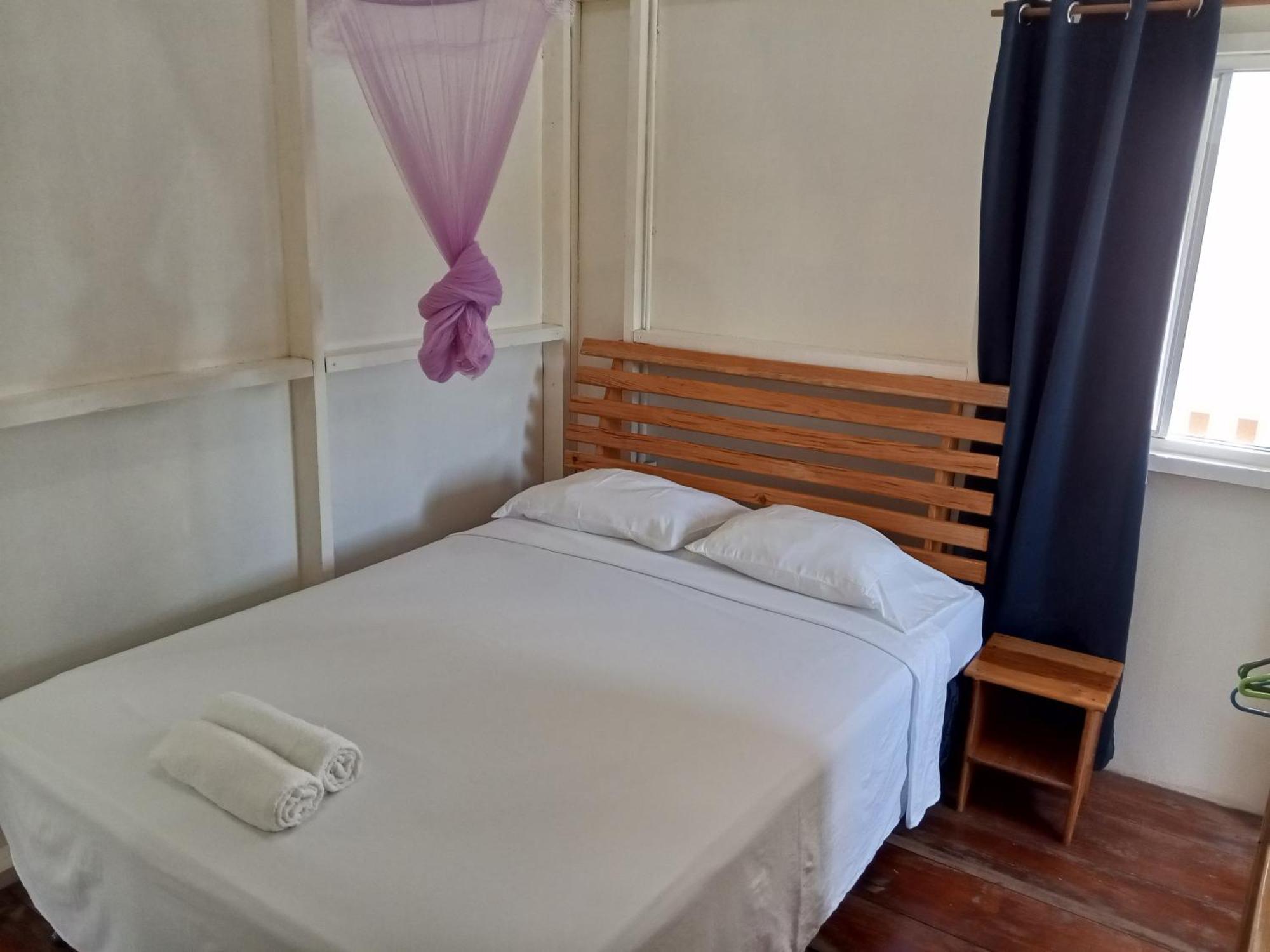 Christina'S Guest House Official Малий Кукурудзяний острів Екстер'єр фото